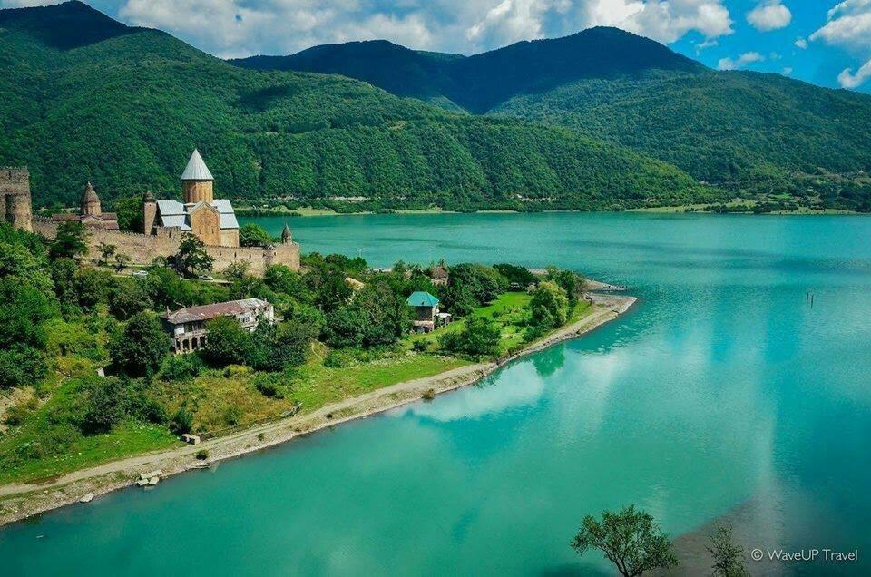Гостевой дом Марина Ananuri Экстерьер фото